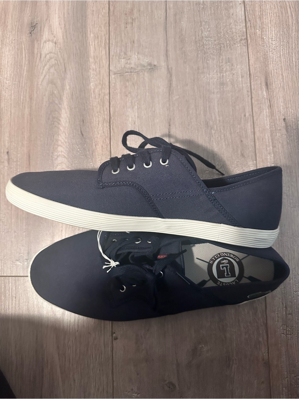 Lacoste Men’s Navy Canvas Low-Top Sneakers With OrthoLite Insoles - Picture 7 of 15